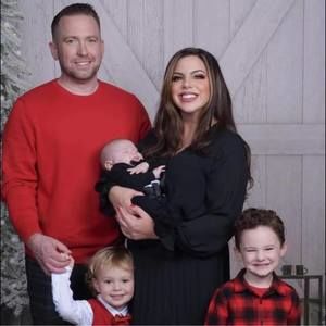 Meet your Posher, Carissa